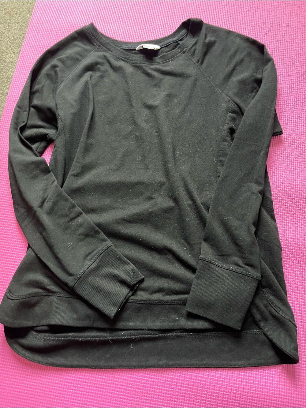 Danskin Black Crewneck Long Sleeve Top